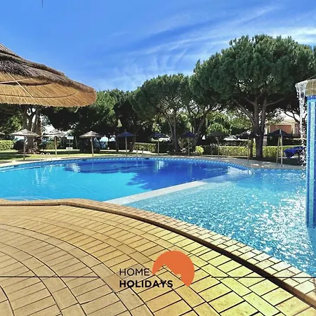 #269 T2 Bicos Flat R By Holidays Албуфейра