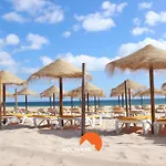شقة #269 2br Bicos Nearby *