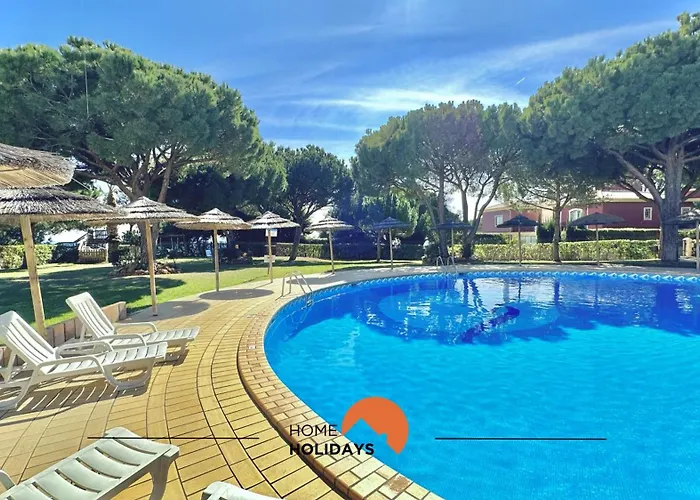 #269 T2 Bicos Flat R By Holidays * Albufeira